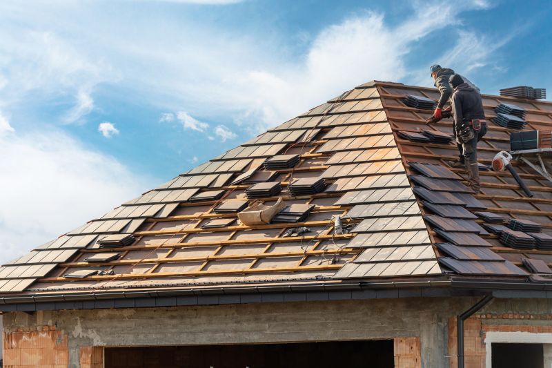 When to Hire Roofing Services